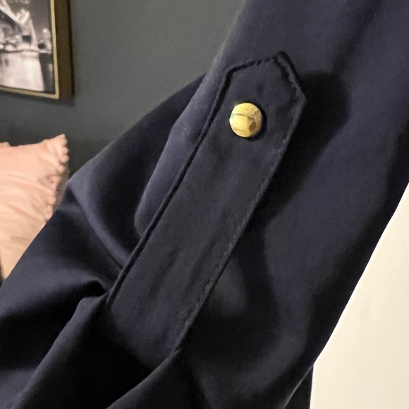 Tahari peplum waist top. Navy, size small - Picture 2 of 4